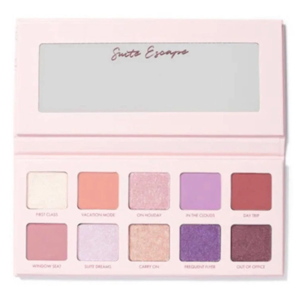 NWT Wander Beauty Suit Escape Eyeshadow Palette!